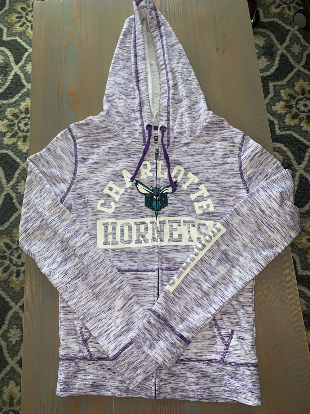 Charlotte Hornets Zip-Up Hoodie